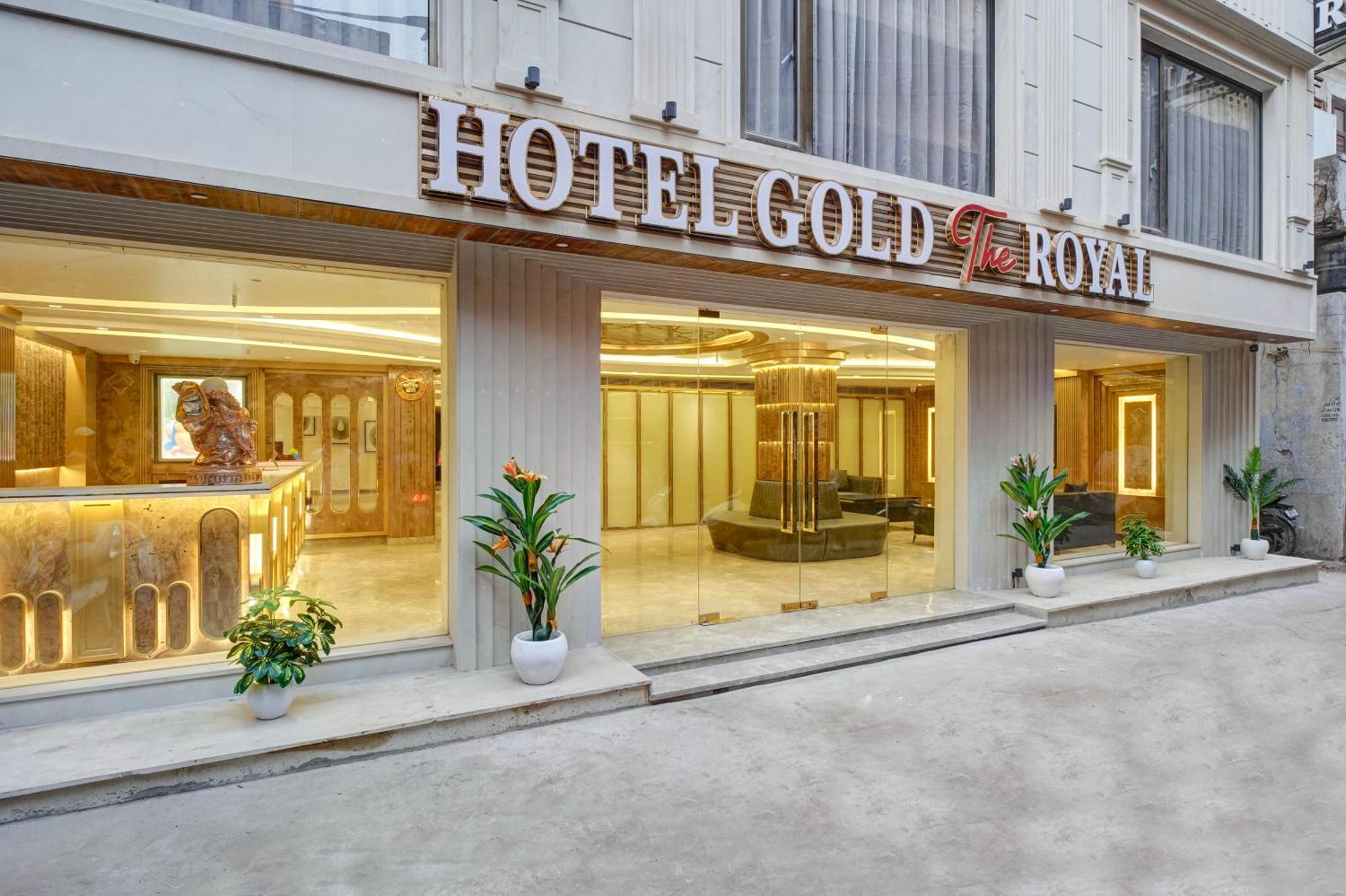 Newly Built Gold The Royal With Rooftop Restaurant - 2Mins Walk From New Delhi Rail Station & 5Mins From Connaught Place Exterior foto